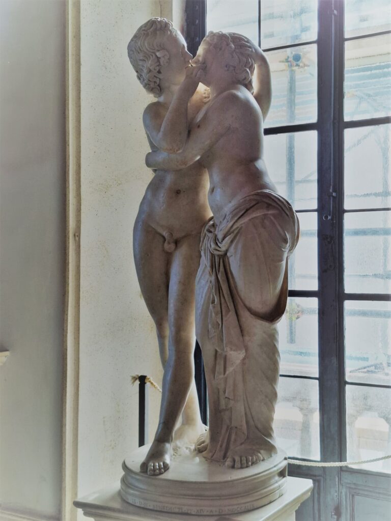 Statua di Amore e Psiche nei Musei Capitolini